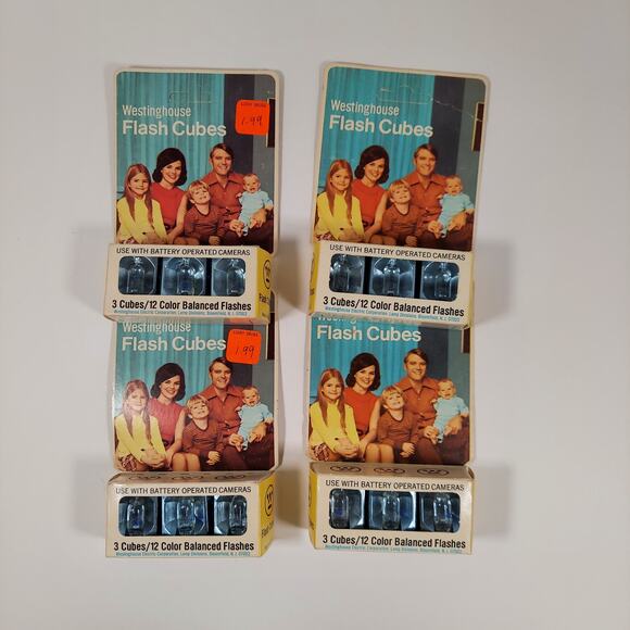 Vintage Flash Cubes Lot Westinghouse 4 Boxes 12 Camera Flashcubes 48 Flashes - Picture 2 of 12